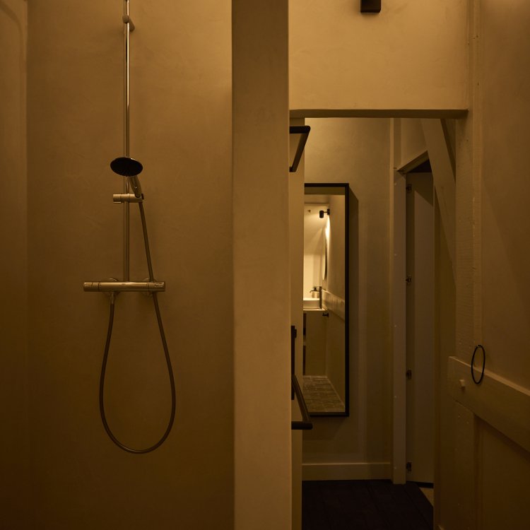 Grid gallery image